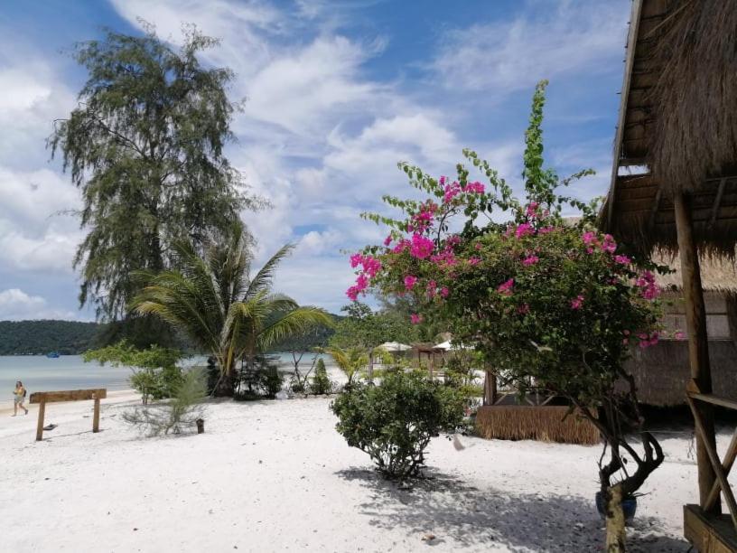 Green Blue Beach Hostel Koh Rong Sanloem Extérieur photo