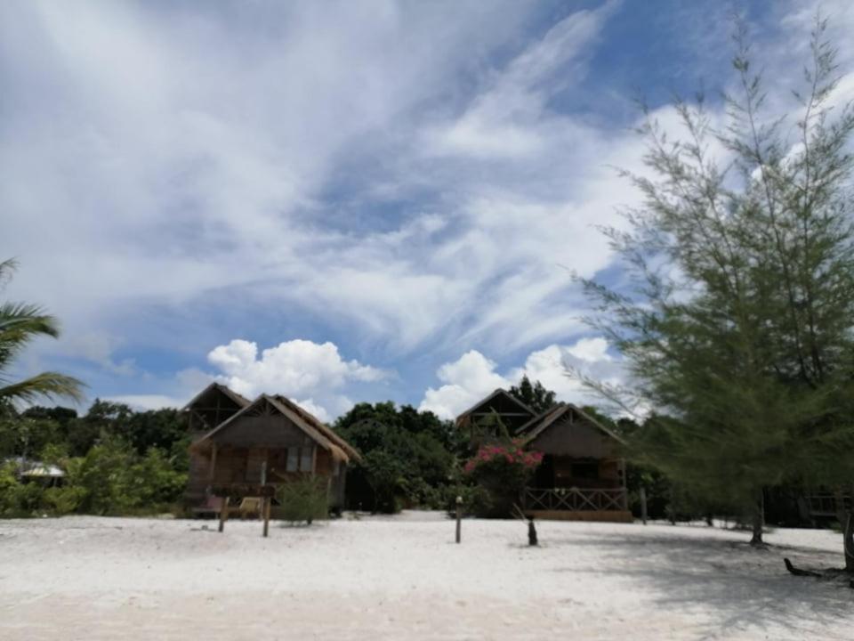 Green Blue Beach Hostel Koh Rong Sanloem Extérieur photo